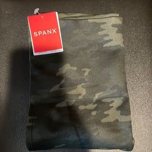 Camo green Spanx size Small